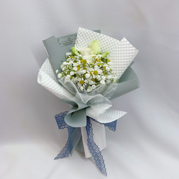 Daisy & Baby's Breath Bouquet - Petite