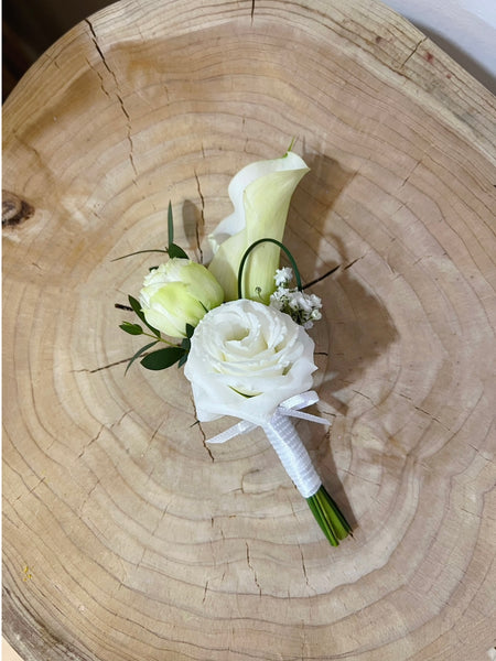 Fresh Flowers Boutonnière - Calla Lily