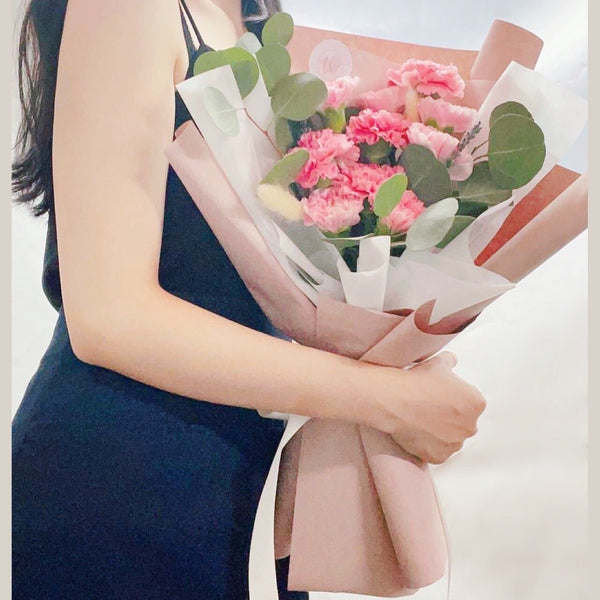 Carnation Bouquet - Light Pink
