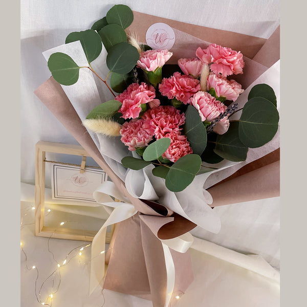 Carnation Bouquet - Light Pink