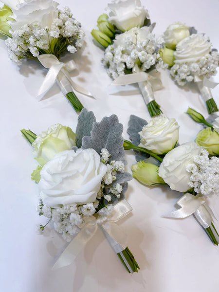 Fresh Flowers Boutonnière