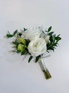 Fresh Flowers Boutonnière