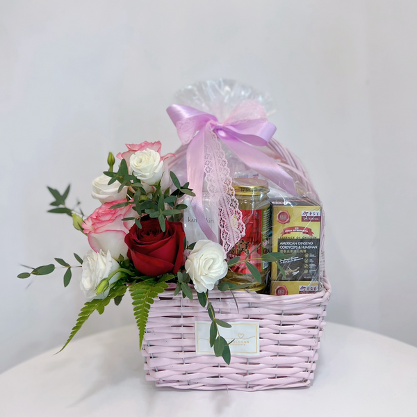 Floral Baby Hamper - Petite