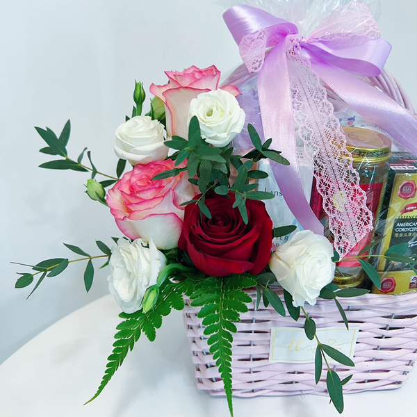 Floral Baby Hamper - Petite