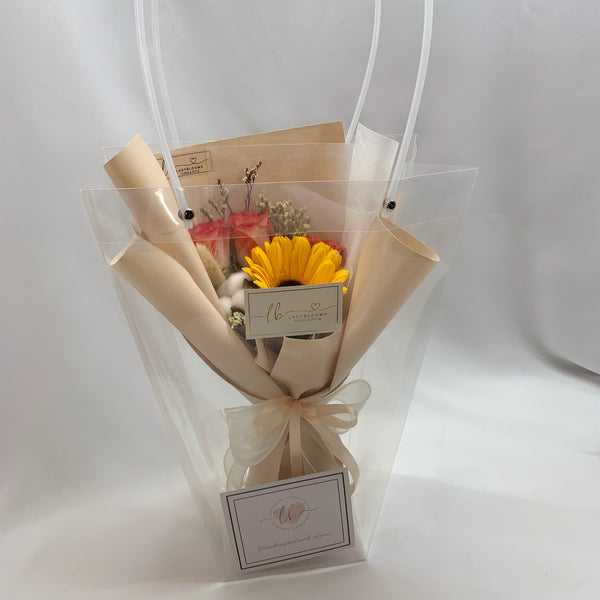 Gerbera & Roses - Strawberry Shortcake