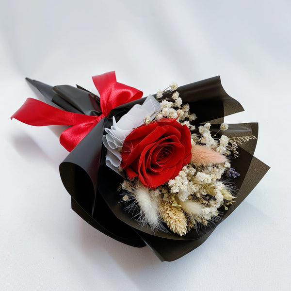 Preserved Flowers Bouquet - Red Rose