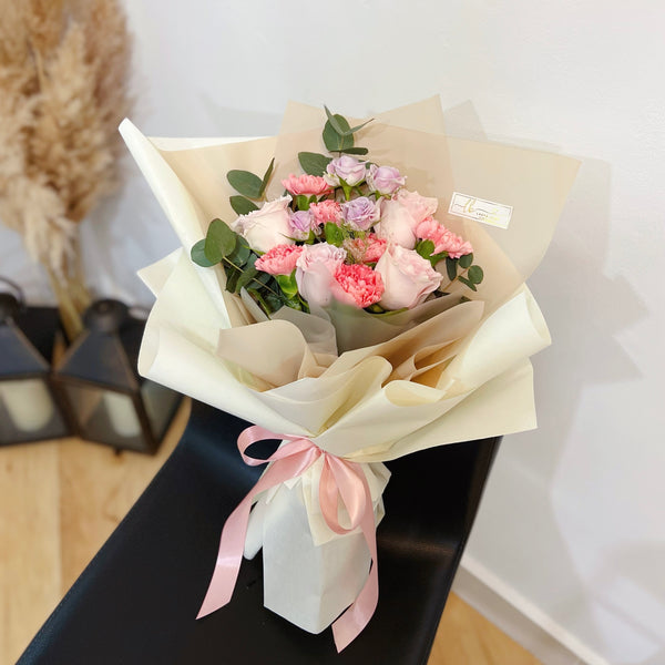 Fresh Bouquet - Sweet Flowers of Love