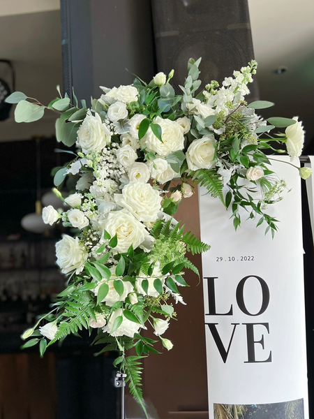 Wedding Venue Decoration - Photo Gallery Floral Arrangement