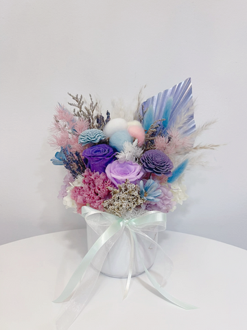 Preserved and Sola Wood Flowers in Vase - Unicorn