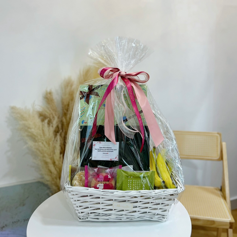 Customised Snacks Basket
