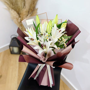 Fresh Lily Bouquet