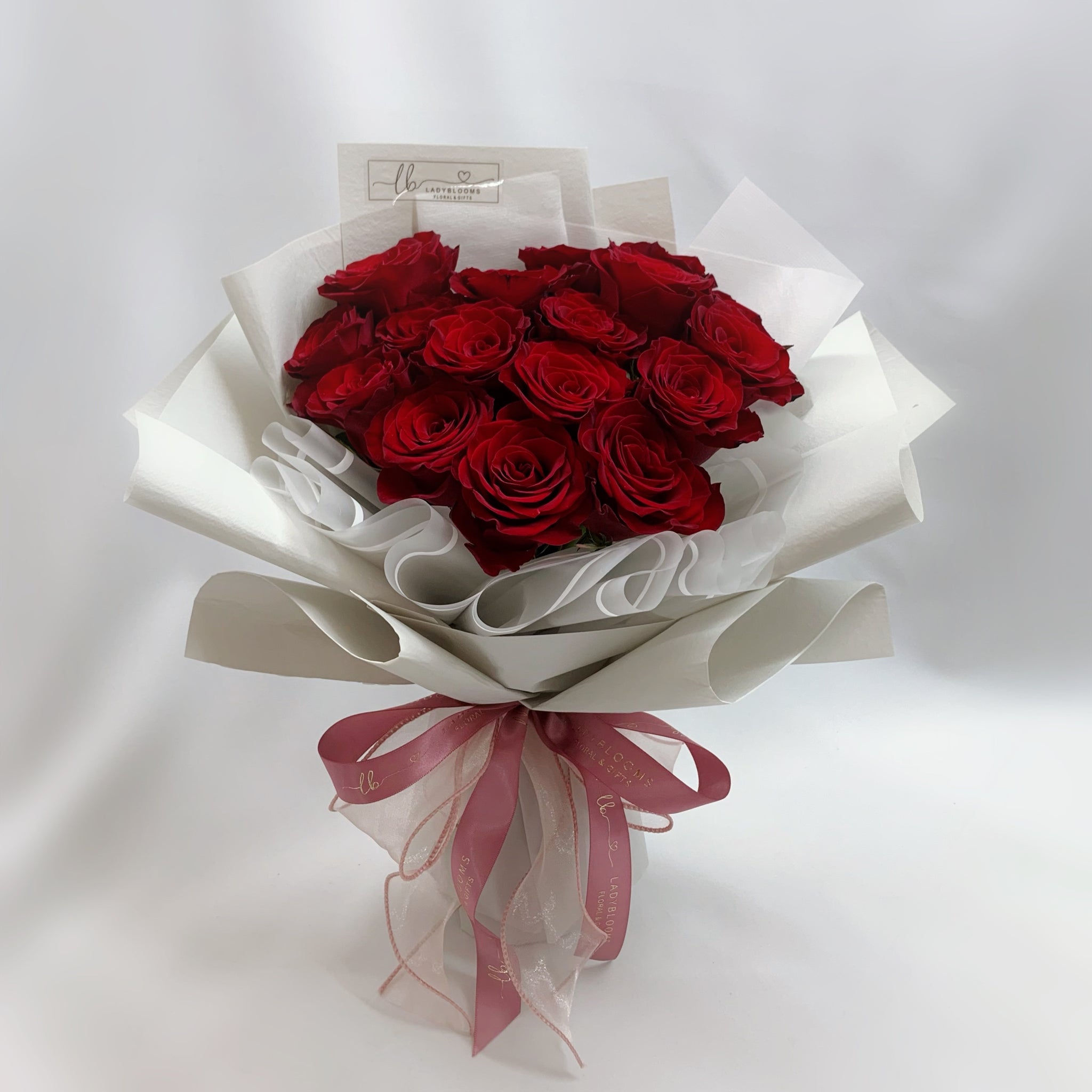 Rose Bouquet - Pretty in Red