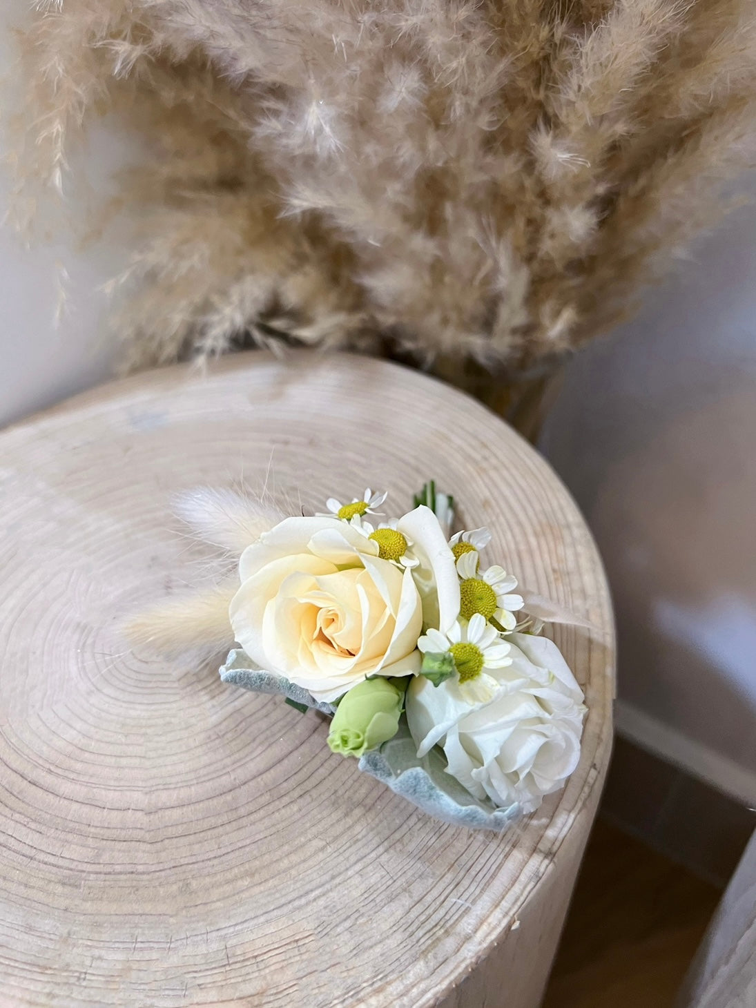 Fresh Flowers Boutonnière