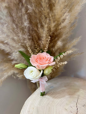 Fresh Flowers Boutonnière - Pink
