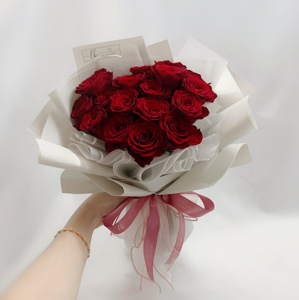 Rose Bouquet - Pretty in Red